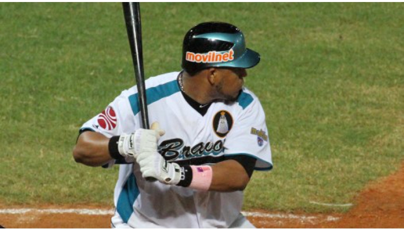 Bravos respondió con Brito