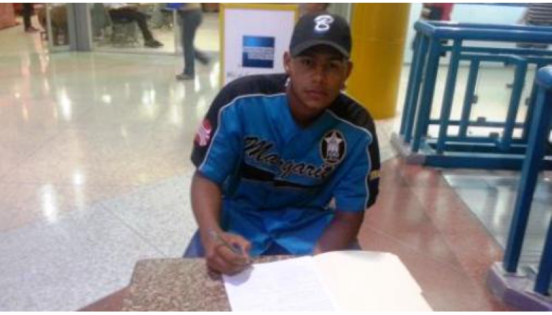 Otro pitcher llega a la Isla