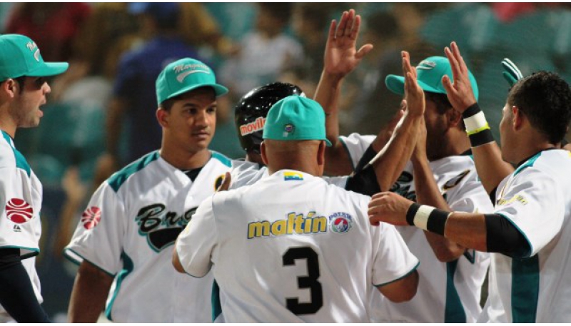 Bravos venció a La Guaira en el Universitario