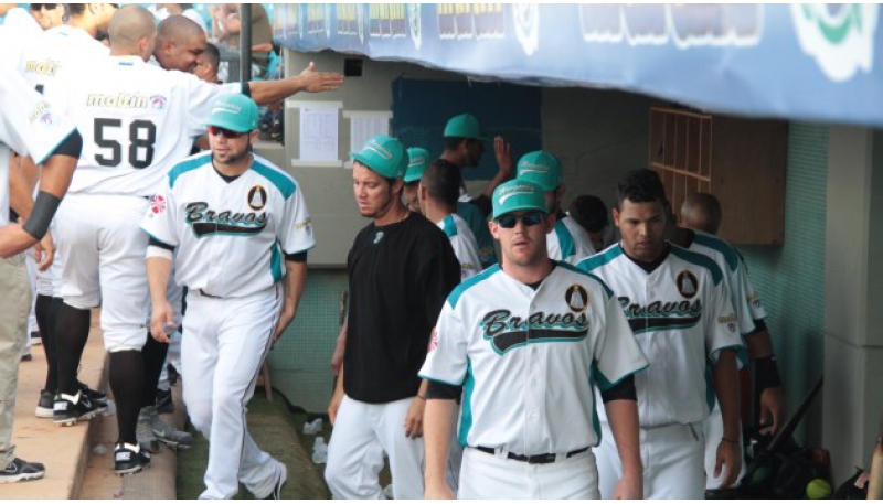 Bravos no pudo con Tiburones