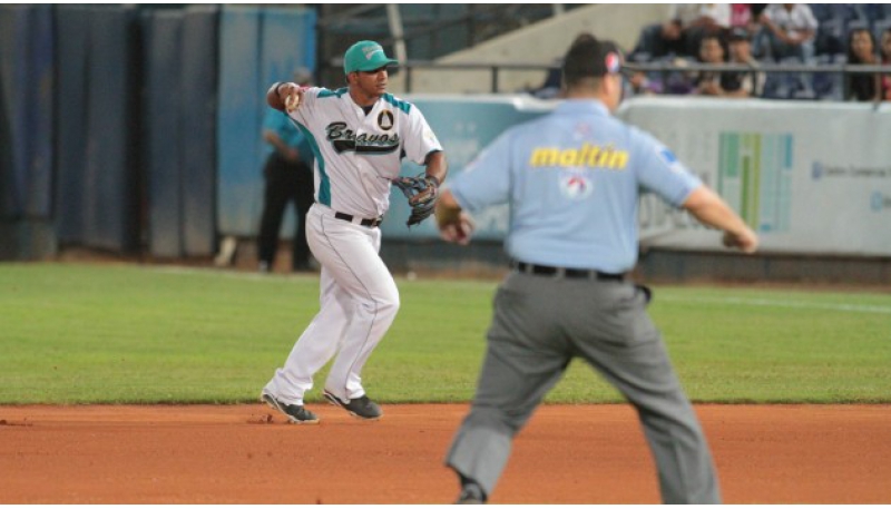 Alberto González firmó con Reynosa