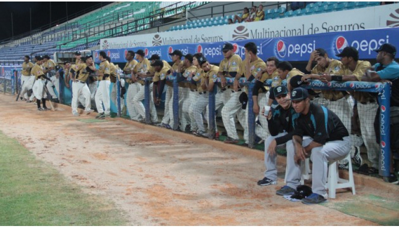 Los Bravos sin ganar en la Paralela