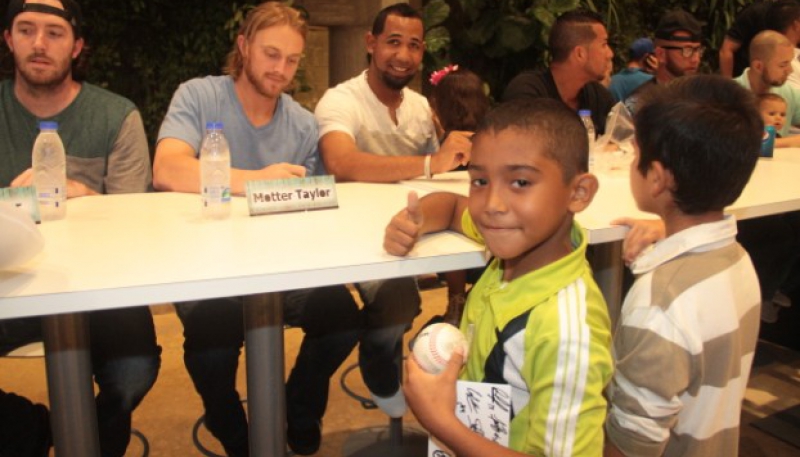 Los Bravos de Margarita y sus fanáticos