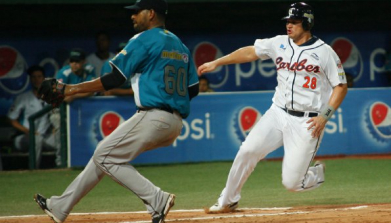 Los Bravos derrotados en Puerto La Cruz