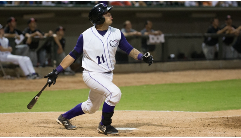 Omar Narváez pegó dos dobletes