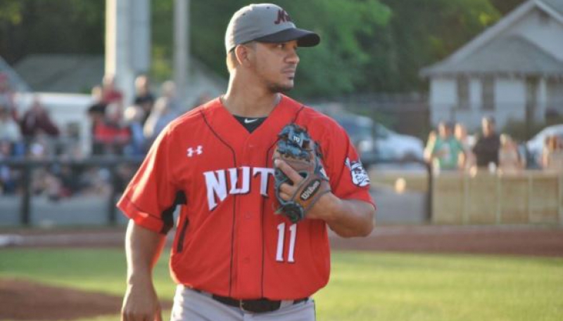 Alberto González bateó de 5-2 con doble