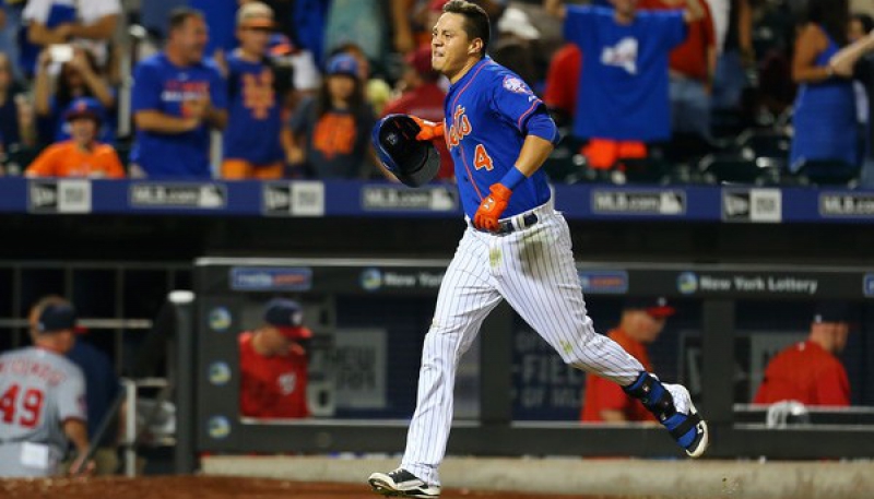 Wilmer Flores dio jonrón salvador