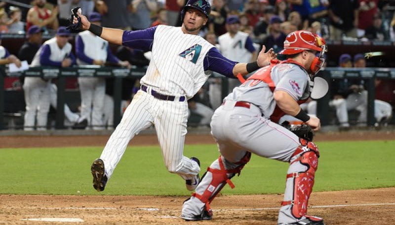 David Peralta perfecto con el bate