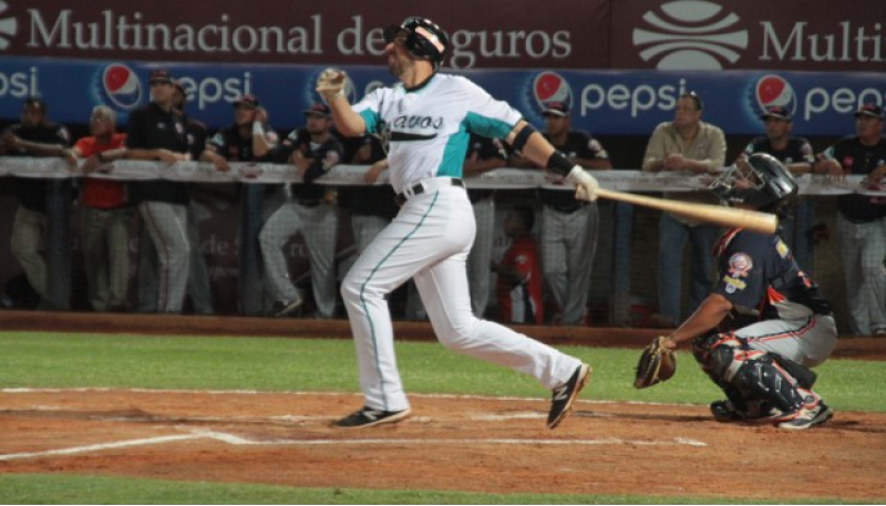 Lo Bravos cayeron 4-2 ante los Caribes