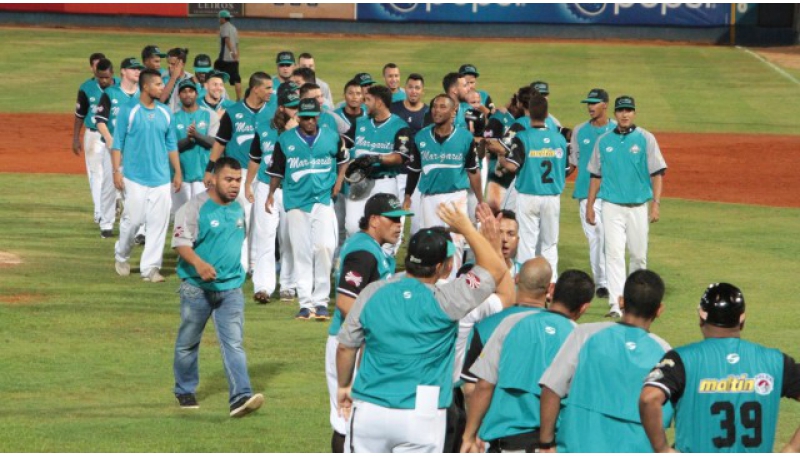 Los Bravos vencieron 4-3 a las Águilas