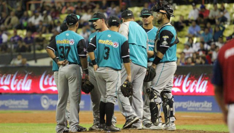 Los Bravos cayeron ante los Tiburones
