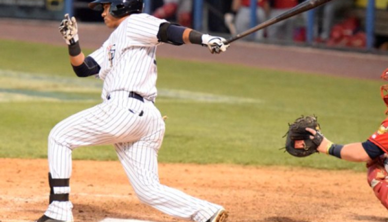 Thairo Estrada pegó par de imparables