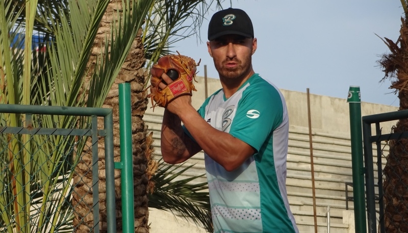 El importado César Carrillo se unió a los Bravos