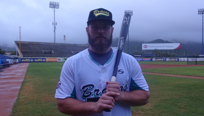 El bateador Tyler Horan se unió a los Bravos