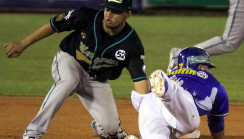 Los Bravos fueron dominados por el Magallanes