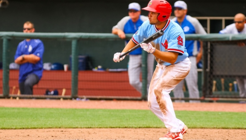 Breyvic Valera volvió a conectar tres imparables