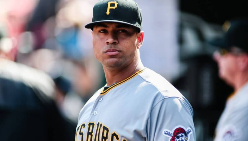 Elías Díaz fue subido por los Piratas