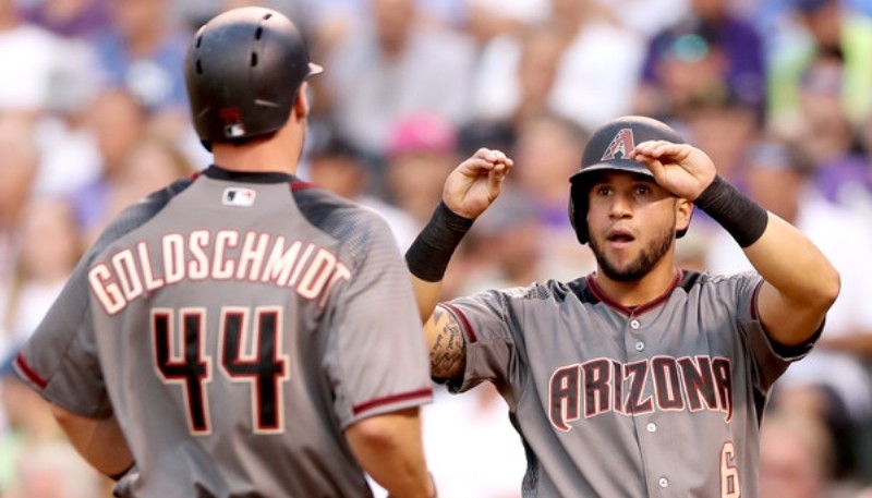 David Peralta bateó de 5-4 y promedia .322