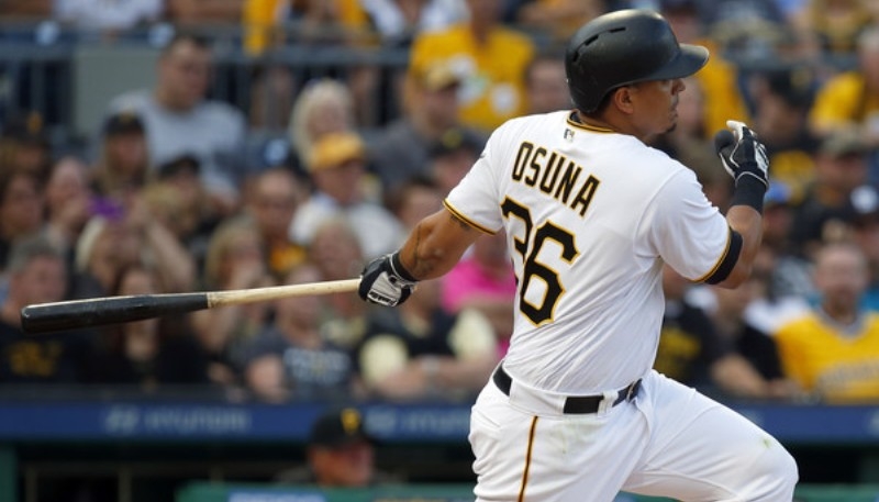 José Osuna pegó dos dobles y llegó a 20 empujadas