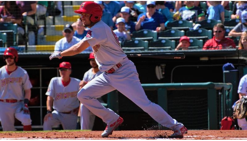 Breyvic Valera de 5-3, con jonrón y promedia .314