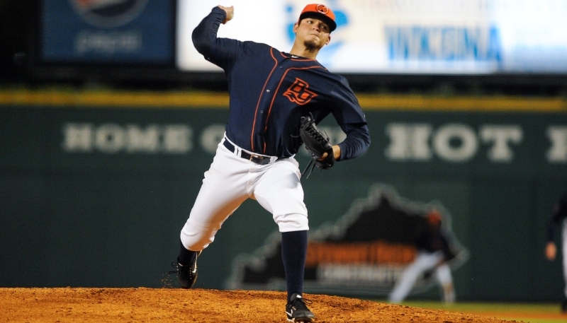 Adrián Navas ya tiene 12 ganados en la temporada