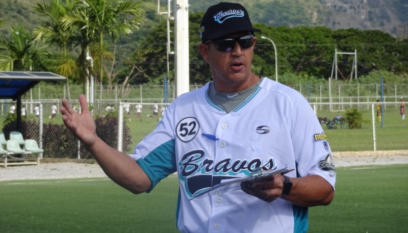 Reinaldo Ruiz tiene la misión de guiar a los Bravos