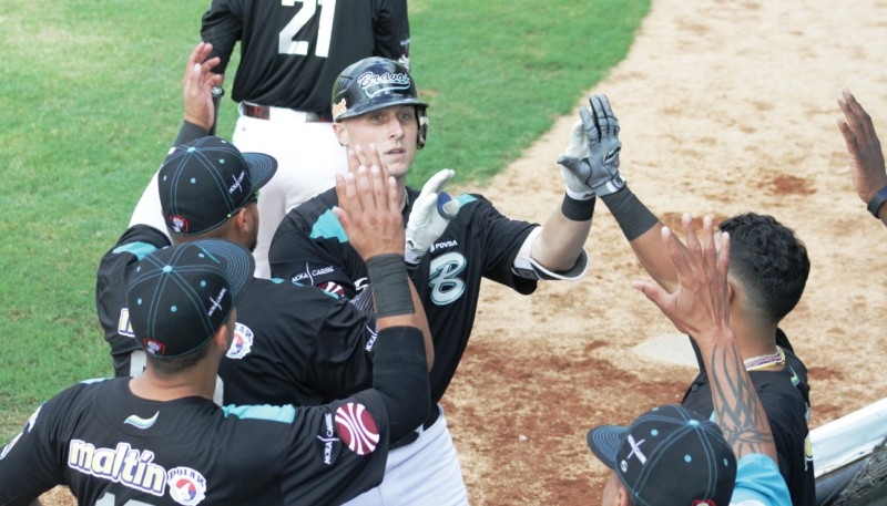 Triunfo en el primero de la doble tanda