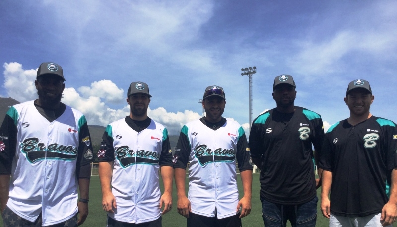 Llegaron cinco refuerzos para los Bravos