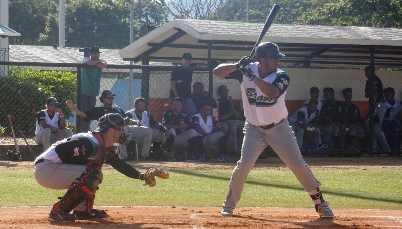 Daniel Mayora comenzó a entrenar con los Bravos