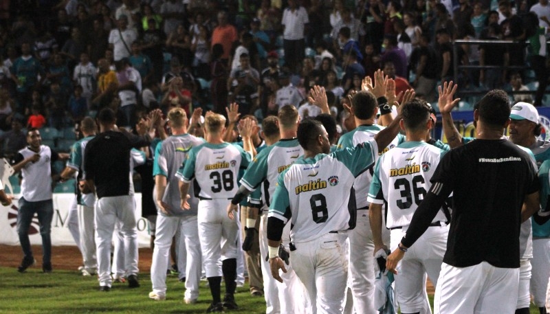 Cerramos con broche de oro ante el Caracas