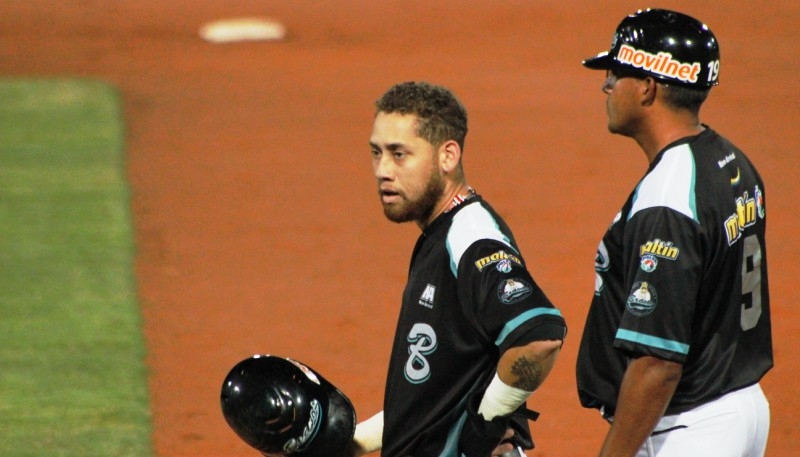 Completamente desarmados