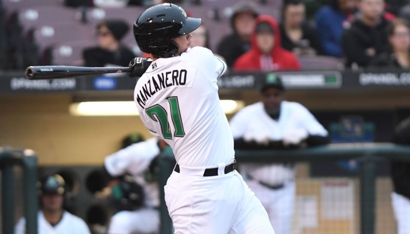 Pabel Manzanero dio tres jonrones en el mismo juego