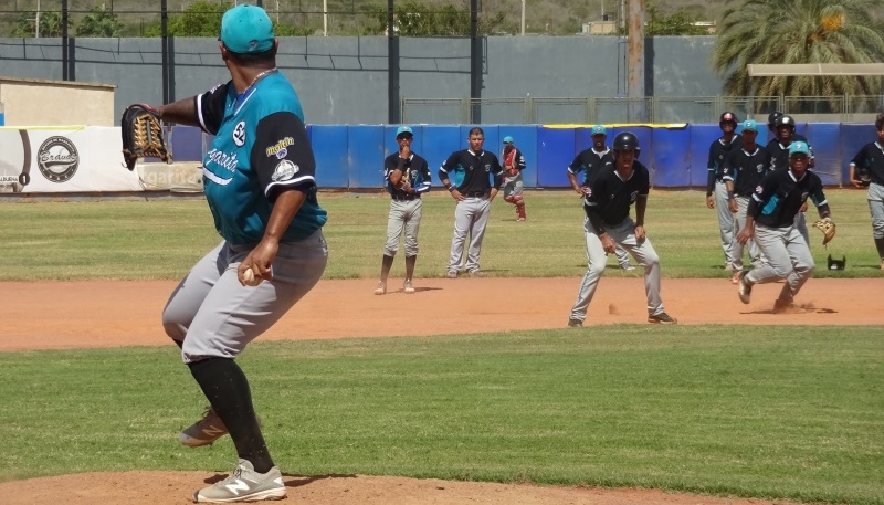 Los Bravos intensifican sus prácticas en la isla