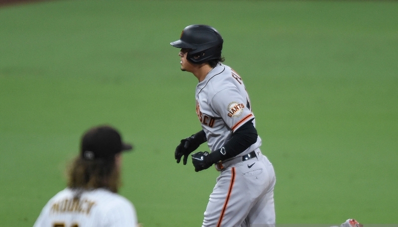 Wilmer Flores pegó el noveno jonrón de la campaña