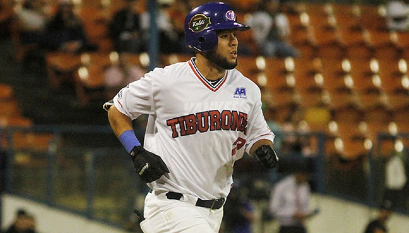 OMAR CARRIZALES: “ESTOY MUY EMOCIONADO, QUERÍA LLEGAR A BRAVOS DESDE HACE TIEMPO”