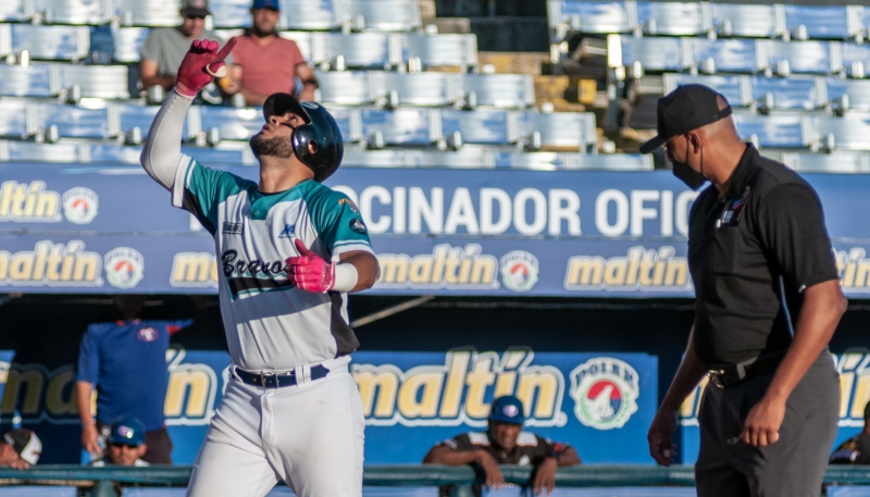 PEGAMOS CON FUERZA EN PRIMERO ANTE LEONES