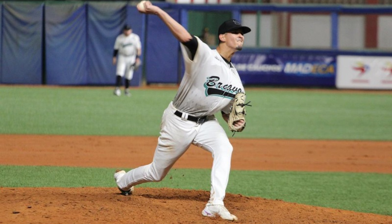 LEONES COMIÓ AREPAS MARGARITEÑAS