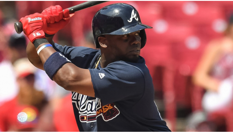 ADONIS GARCÍA VIENE MÁS BRAVO Y FUERTE