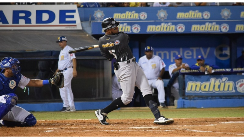 BRAVOS CEDIÓ EN VALENCIA