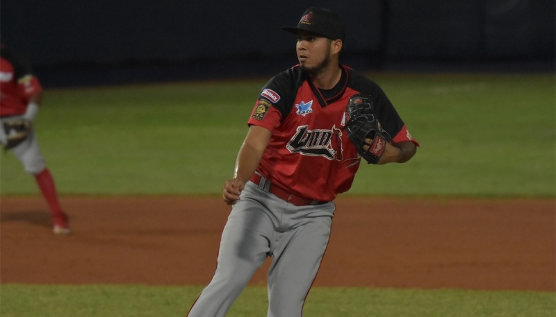 LEONEL APONTE LLEGÓ A BRAVOS DE MARGARITA