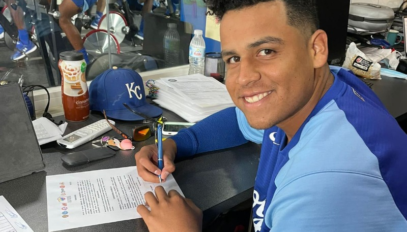 FUTURO BRAVO SUMA UN NUEVO Y TALENTOSO BRAZO