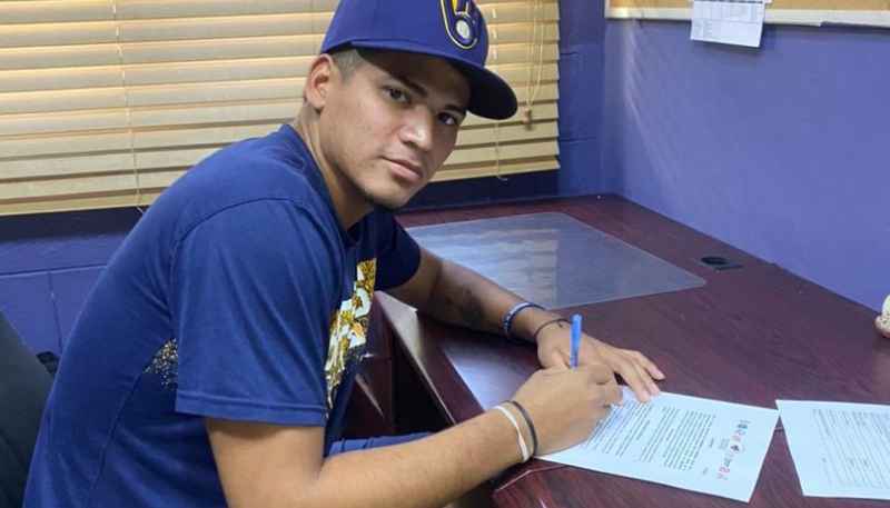 CALZADILLA PONE SU TALENTO E INTELIGENCIA A LA ORDEN DE BRAVOS