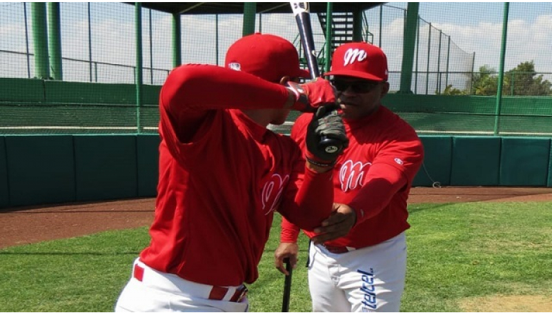 MACÍAS ES EL COACH DE BATEO BRAVO