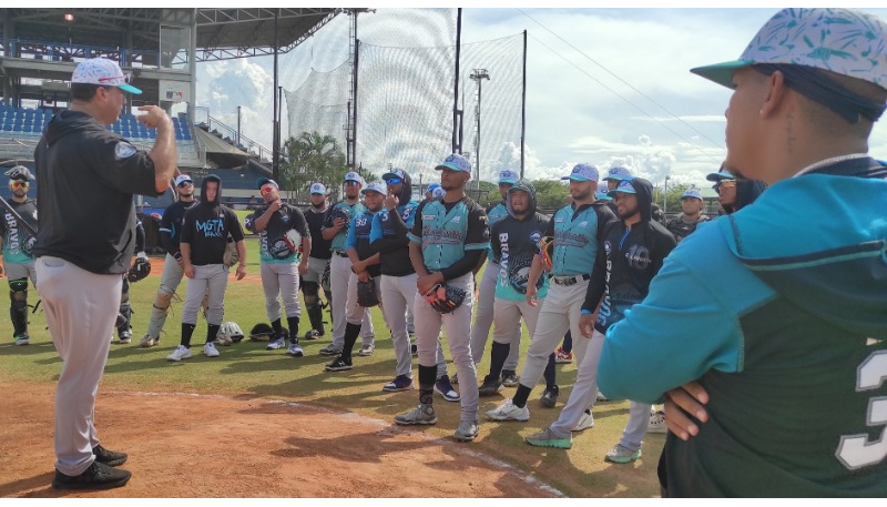 BRAVOS REPASÓ FUNDAMENTOS EN SU PRETEMPORADA