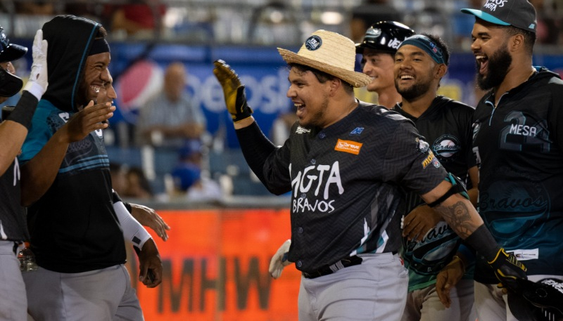 BRAVOS TUVO REVANCHA EN VALENCIA