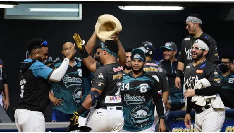 BRAVOS PEGÓ PRIMERO ANTE LEONES EN MACUTO