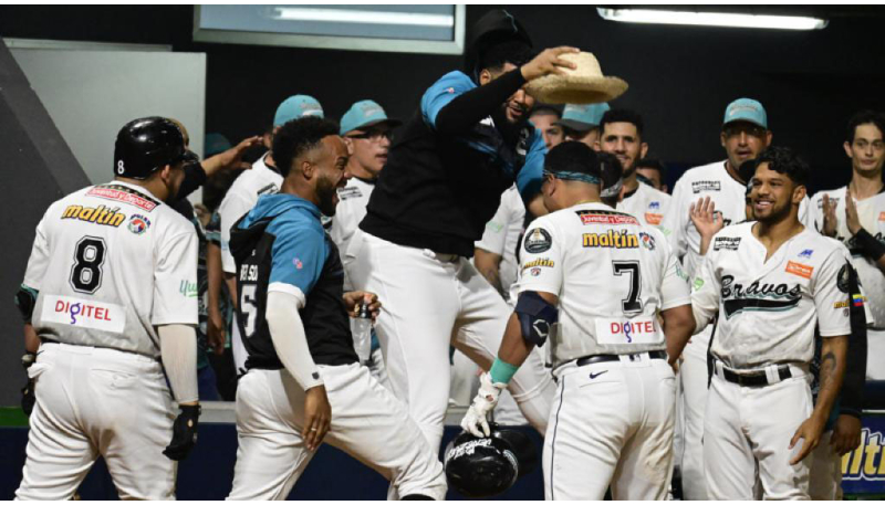 BRAVOS SE LA VUELVE A APLICAR A TIGRES