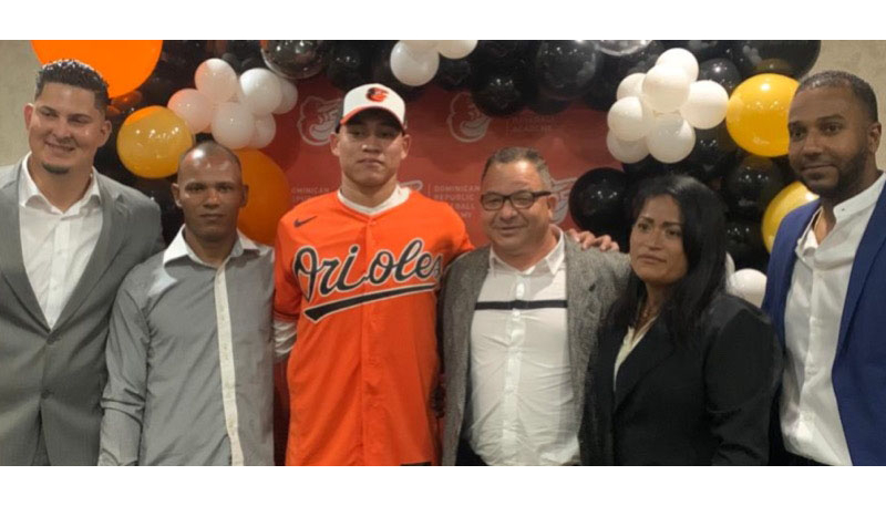 EL BRAVO MORAO FIRMÓ CON BALTIMORE