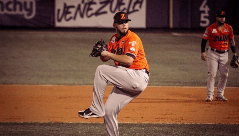 LUIS PACHECO REFORZARÁ BULLPEN BRAVO