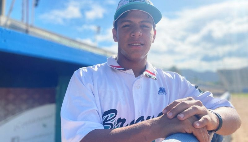 CATCHER PROSPECTO DE PADRES SE UNE AL TALENTO BRAVO